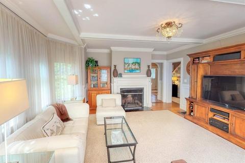 31 Abbott St, Beverly, MA 01915 photo 12