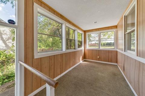 58 Roosevelt Ter, Springfield, MA 01109 photo 23
