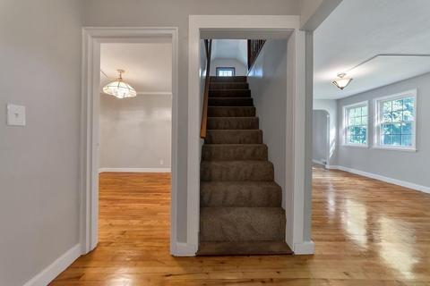 58 Roosevelt Ter, Springfield, MA 01109 photo 13