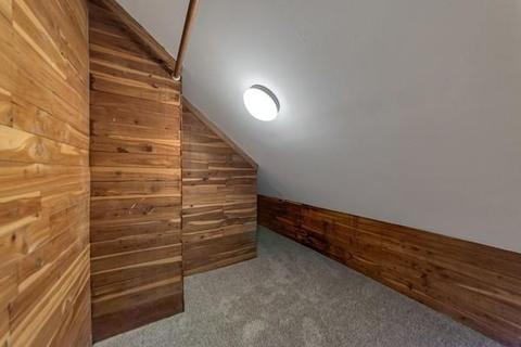 58 Roosevelt Ter, Springfield, MA 01109 photo 15