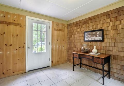 100 Liam Ln, Barnstable, MA 02632 photo 3