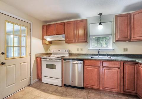 100 Liam Ln, Barnstable, MA 02632 photo 7