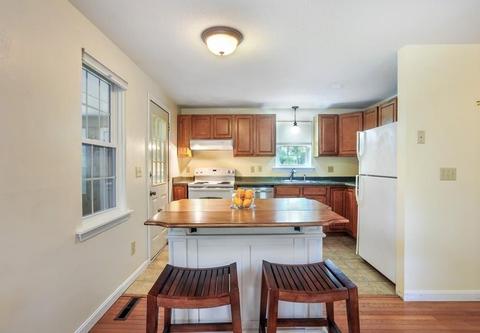 100 Liam Ln, Barnstable, MA 02632 photo 5