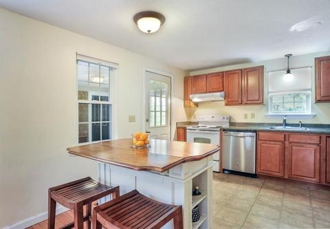 100 Liam Ln, Barnstable, MA 02632 photo 4