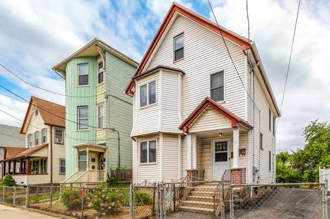 11 Tileston St, Everett, MA 02149 photo 2