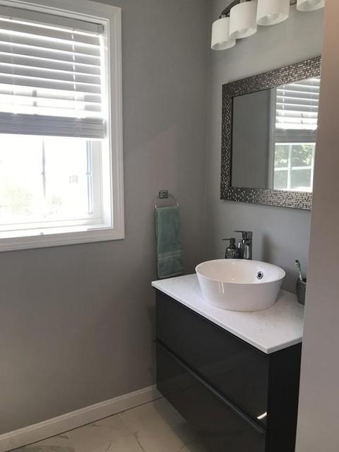 18 Tiffany Dr, Fall River, MA 02723 photo 11