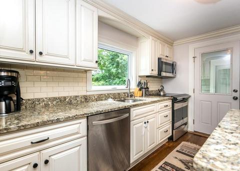 165 Thornton Rd, Needham, MA 02492 photo 10