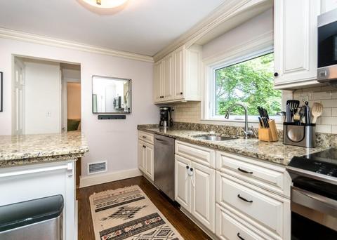 165 Thornton Rd, Needham, MA 02492 photo 11