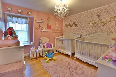 53 Lynwood, Fall River, MA 02720 photo 13