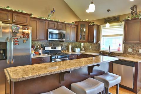 53 Lynwood, Fall River, MA 02720 photo 8