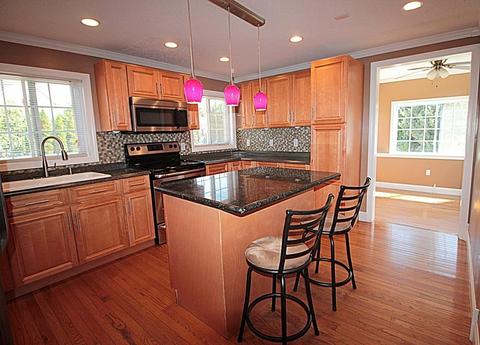 125 Arcadia Blvd, Springfield, MA 01118 photo 5