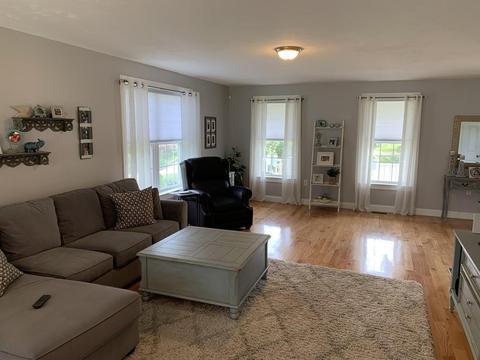 160 E High St, Avon, MA 02322 photo 2