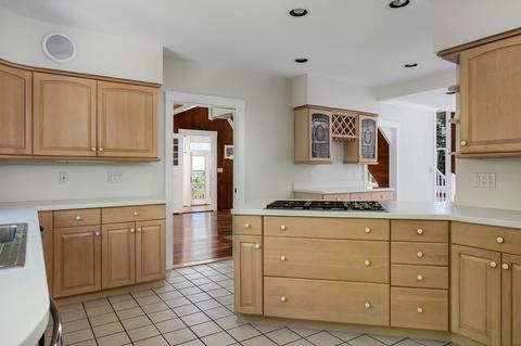 910 Main St, Barnstable, MA 02635 photo 15