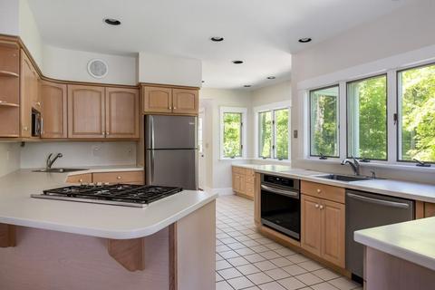 910 Main St, Barnstable, MA 02635 photo 14