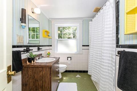 1206 Great Plain Ave, Needham, MA 02492 photo 25