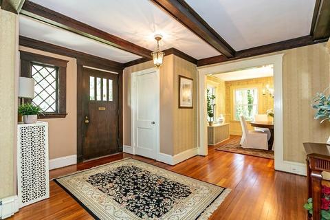 1206 Great Plain Ave, Needham, MA 02492 photo 3