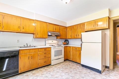 1206 Great Plain Ave, Needham, MA 02492 photo 15