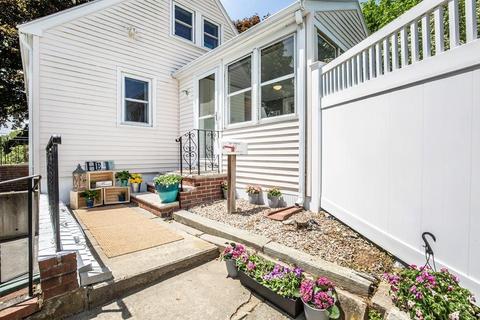 24 Riverside Ave, Danvers, MA 01923 photo 2