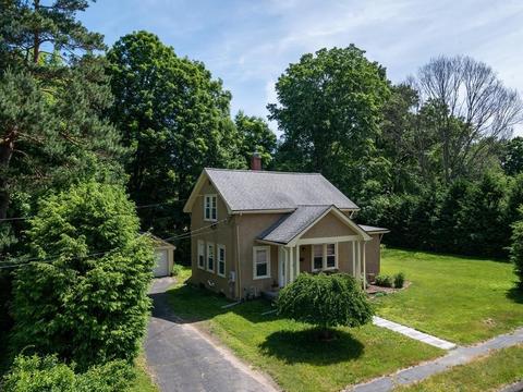 5 Wilton Rd, Easthampton, MA 01027 photo 1