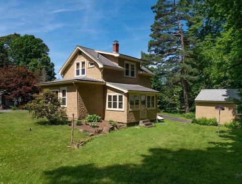 5 Wilton Rd, Easthampton, MA 01027 photo 4