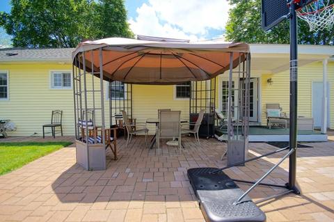 98 Collins St, Danvers, MA 01923 photo 25