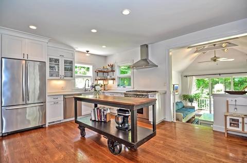 18 Brook Rd, Sharon, MA 02067 photo 3