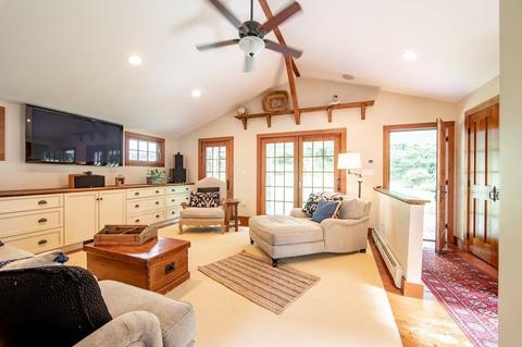 178 South St, Reading, MA 01867 photo 3
