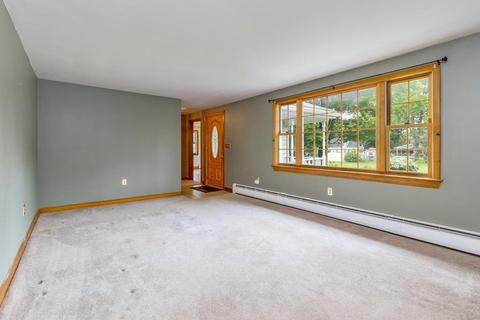 7 Walker St, Maynard, MA 01754 photo 12