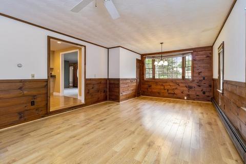 7 Walker St, Maynard, MA 01754 photo 9