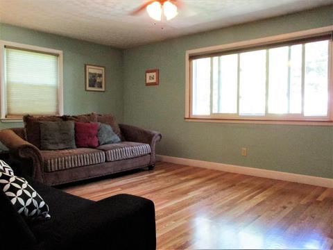 35 Frederickson Ave, Worcester, MA 01606 photo 3