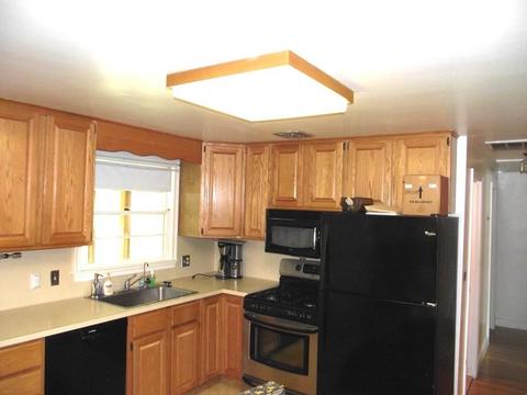 449 Franklin St, Reading, MA 01867 photo 2