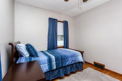 28 Dillon St, Chicopee, MA 01013 photo 18