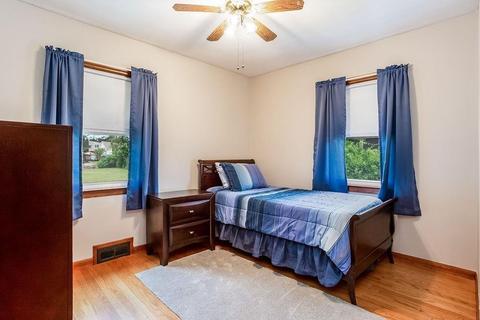 28 Dillon St, Chicopee, MA 01013 photo 17