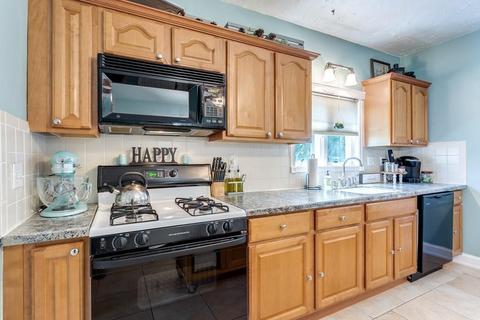 30 Benjamin St #2, Dedham, MA 02026 photo 7