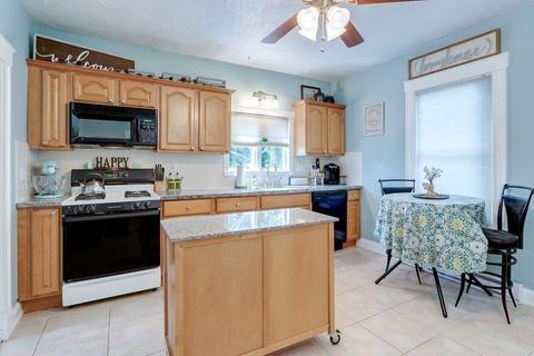 30 Benjamin St #2, Dedham, MA 02026 photo 6