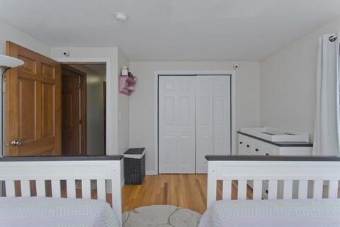 44 Emerson St, Springfield, MA 01118 photo 23