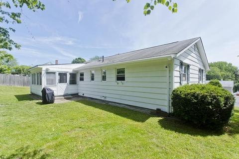 44 Emerson St, Springfield, MA 01118 photo 24