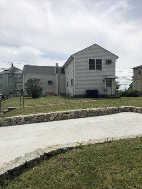 580 County St, Fall River, MA 02723 photo 4