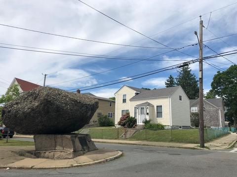 580 County St, Fall River, MA 02723 photo 2