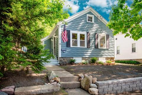 9 Cass Ave, Dedham, MA 02026 photo 2