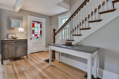 16 Ayer Rd, Harvard, MA 01451 photo 2