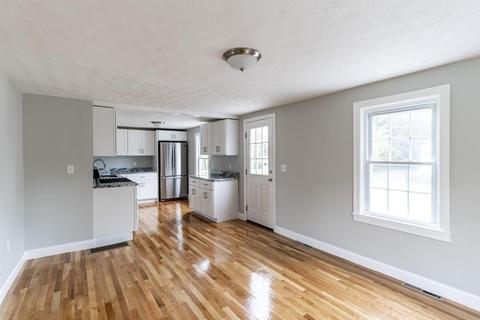 15 E St, Hull, MA 02045 photo 3