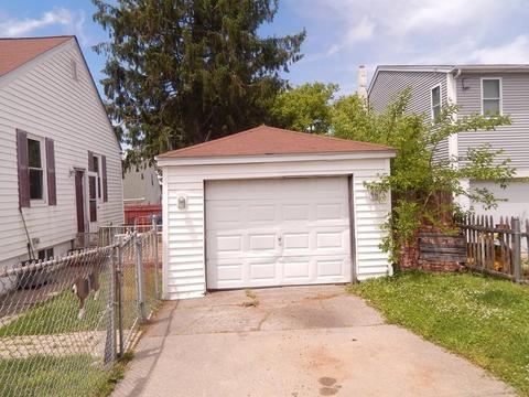 651 Bowen St, Fall River, MA 02724 photo 4