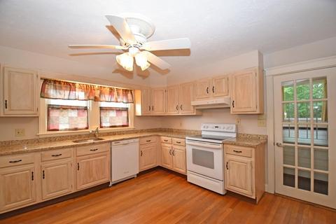 17 Norrback Ave, Worcester, MA 01606 photo 5