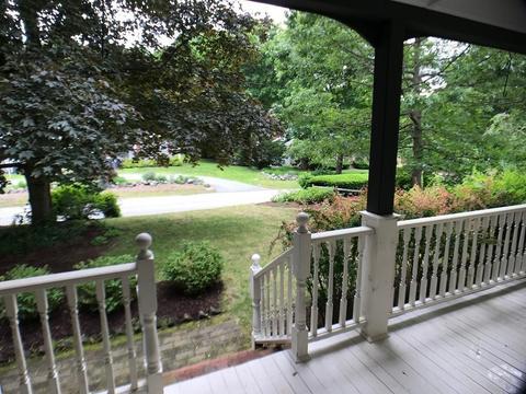 393 Pearl St, Reading, MA 01867 photo 4