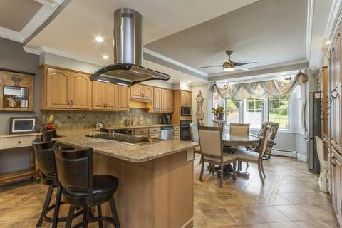 17 Aladdin, Windham, NH 03087 photo 7