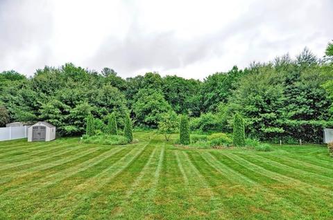 3 Rolling Meadow Dr, Millis, MA 02054 photo 39