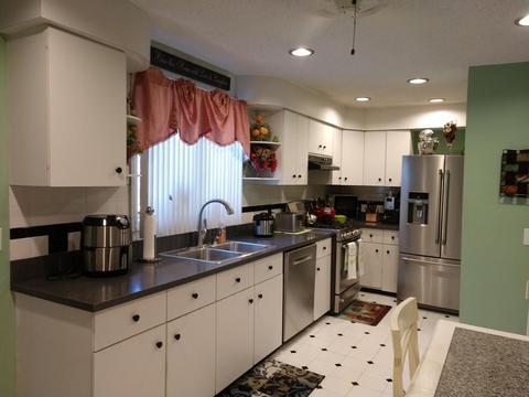 58 Manton St, Fall River, MA 02724 photo 4