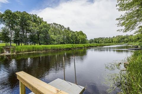 142 River Rd, Hanover, MA 02339 photo 2
