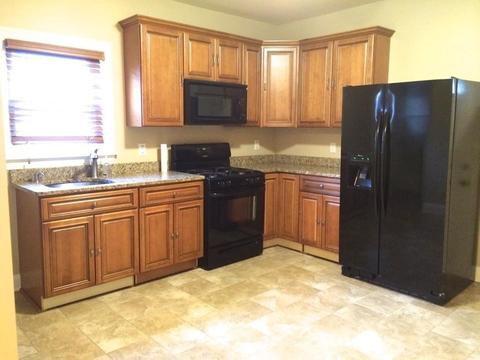 78 Mooreland St, Springfield, MA 01104 photo 1